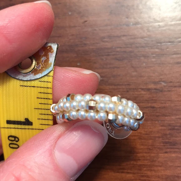 Hoop Earings - Picture 5 of 5